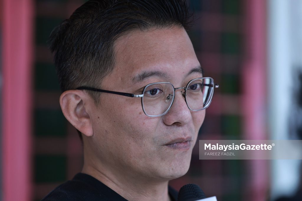 Ibu bapa, Kevin Kok, 50 bercakap kepada MalaysiaGazette mengenai Rancangan Pendidikan Negara 2026-2035 di sekitar Kuala Lumpur. Foto FAREEZ FADZIL, 21 JANUARI 2026.