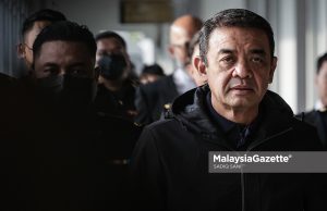 Bekas Panglima Tentera Darat dan Isteri Mengaku Tidak Bersalah