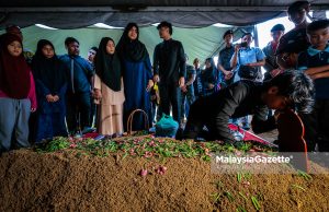 Suasana Pengebumian Komando Inspektor Khairil Azhar