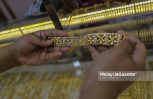 Harga emas turun, perlukah kita ikut membeli?