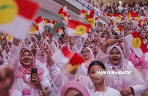 UMNO tak perlu sayap digital baharu, fokus peranan `war room’