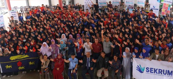 Peserta dan tetamu di penghujung program