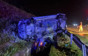 Pelajar maut tercampak keluar kereta, 10 cedera dalam nahas tiga kenderaan
