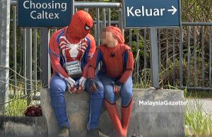 Di Sebalik Topeng Seorang Wira Kecil
