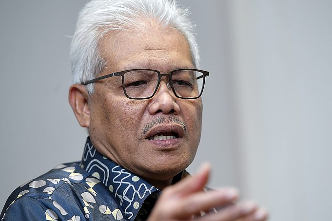 HAMZAH ZAINUDIN