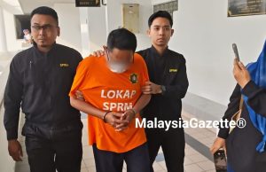Pengetua sekolah agama direman, disyaki terima rasuah RM10,000