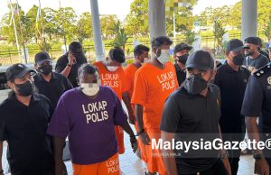 Serang Zamri Vinoth, empat rakan direman dua hari