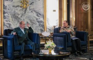 Agong dipersembah taklimat perkembangan semasa ekonomi, keselamatan negara
