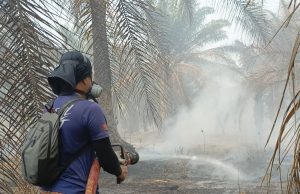 Teknik bom air kawal kebakaran di Pengerang, 127.5 hektar sudah padam