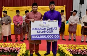Raja Muda Selangor terima zakat RM3 juta