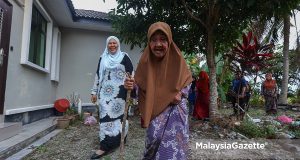 Penerima Kad Perak Sejahtera paling tua, Rayah Sukor, 100, pada Program Ziarah dan Berbuka Puasa di Bagan Serai. Foto ABDULLAH YUSOF 02 MARCH 2026. Salbiah Mohamed