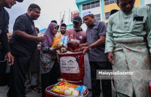 Ribuan Terima Sumbangan Ramadan