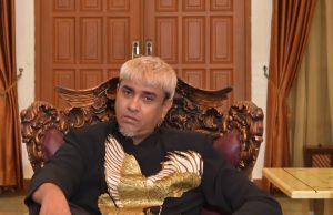 Netizen kecam Azad beri gelaran negatif kepada ibu Tareq
