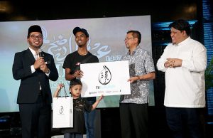 Abang Minyak Hitam Jalanan dapat tajaan tunai umrah