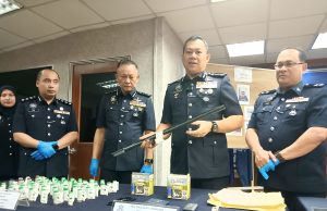 Tiga maut ditembak: Suspek lepaskan enam das tembakan