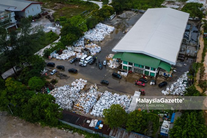 OP HAZARD E-WASTE