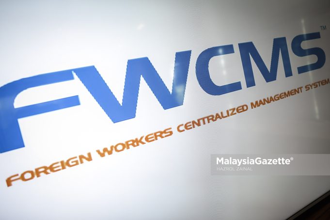 MGF20042022_IV FWCMS10 Logo Sistem Pengurusan Berpusat Pekerja Asing (FWCMS) di Cyberjaya. Foto HAZROL ZAINAL, 20 APRIL 2022.