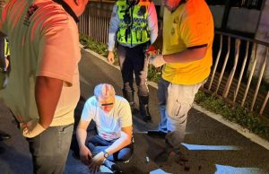 Polis trafik cedera kepala, muka dirempuh penunggang motosikal elak sekatan jalan raya