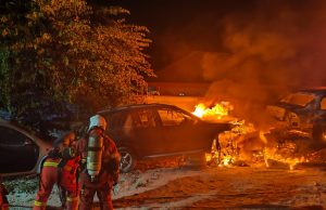 Tujuh kereta terpakai musnah dalam kebakaran di Jeram