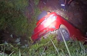 Wanita maut selepas kereta terbabas masuk longkang