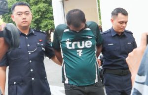 Pembantu kedai kopi didakwa 14 pertuduhan termasuk halang tugas polis