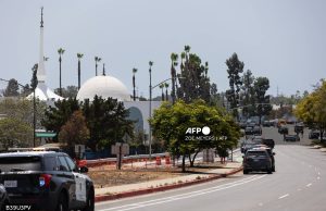 5 termasuk 2 penyerang maut dalam insiden tembakan di Pusat Islam California, AS