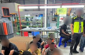 43 warga asing diberkas dalam serbuan di kilang perabot, rumah pekerja