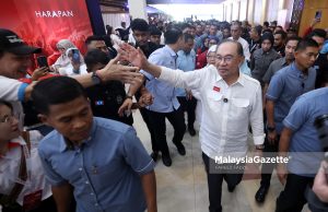 Anwar tiba awal untuk Konvensyen Pakatan Harapan 2026