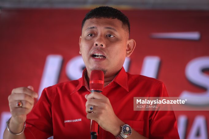 Ketua Penerangan AMK Malaysia, Danish Hairudin berucap pada Ceramah Pakatan Harapan pada Jelajah Pakatan Harapan Selangor Parlimen Kota Raja di Jalan Kebun, Shah Alam. Foto AIZAT ZAINAL, 24 MEI 2026.