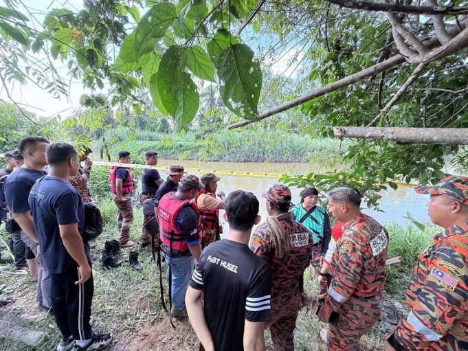 Operasi mencari dan menyelamat (SAR) kanak-kanak lelaki sembilan tahun disyaki lemas dihanyutkan arus sungai di Kampung Sungai Nilam, Gedangsa diperluas hingga tiga kilometer hari ini.