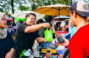 Dari tangki ternakan ke pasaran: Mahasiswa akuakultur UMT asah bakat keusahawanan