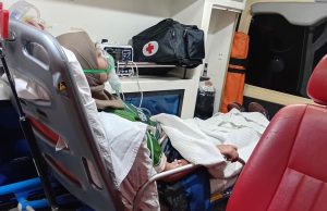 Pendaki wanita sesak nafas diselamatkan ketika mendaki Gunung Irau