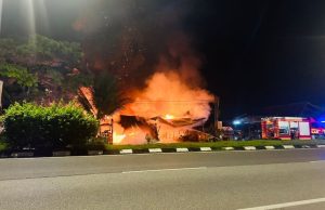 Bengkel kereta musnah kebakaran di Kangar