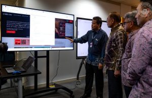 PM tinjau Pusat Teknologi dan Pengurusan Kriptologi Malaysia