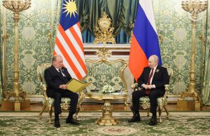 Putin zahir penghargaan atas lawatan Sultan Ibrahim sempena Hari Kemenangan di Moscow – Duta