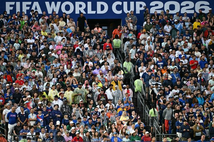 FBL-WC-2026-MATCH42-FRA-IRQ-FANS