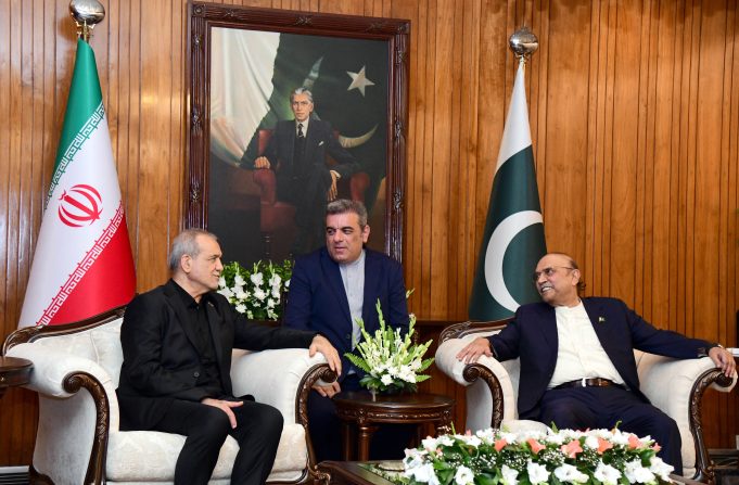 PAKISTAN-WAR-IRAN-US-ISRAEL-DIPLOMACY