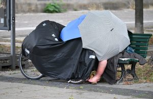France records around 1,000 excess deaths in heatwave