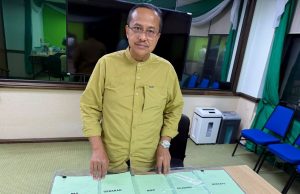 Dr Ahmad Samsuri Moktar
