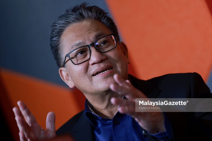DATUK NUR JAZLAN MOHAMED