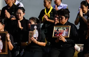 Ribuan rakyat beri penghormatan terakhir kepada Puteri Bajrakitiyabha dalam perarakan pemakaman diraja
