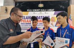 Tiga beradik kembar pilih TVET