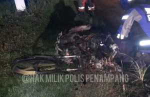 Penunggang motosikal maut dirempuh kereta