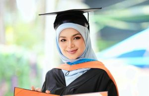 Siti Nurhaliza terima Ijazah Sarjana Kehormat Seni Kreatif dan Media