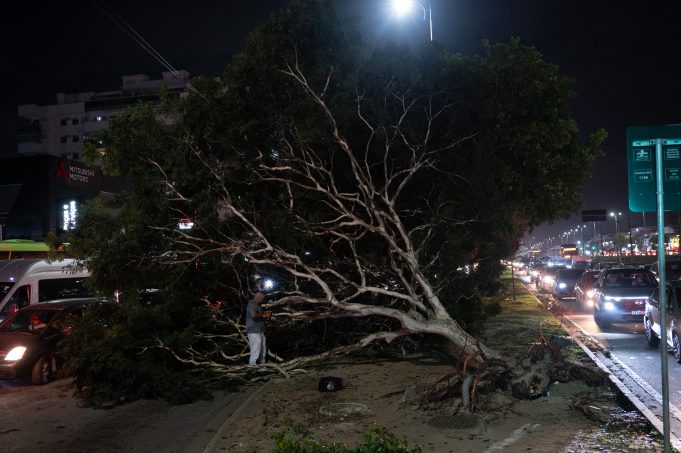 BRAZIL-WEATHER-WINDSTORMS