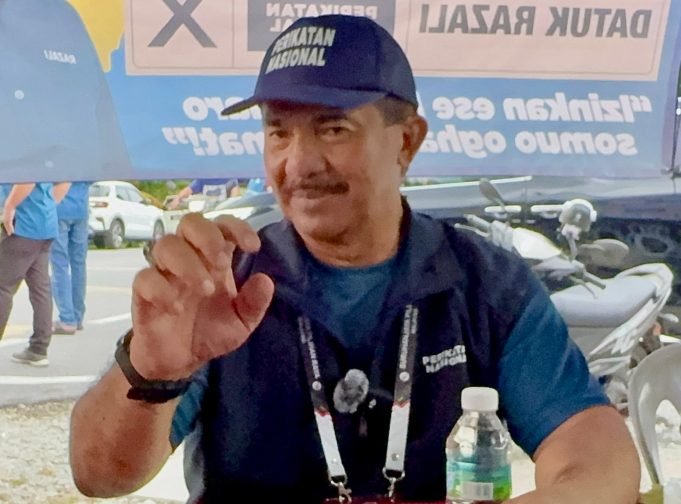 Datuk Razali Abu Samah 1