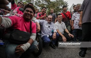 Saya bukan datang Johor nak gaduh-gaduh, cakap cermat sikit – Anwar
