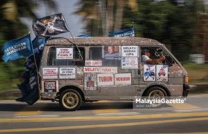 Van ‘One Piece’ Curi Tumpuan di Hari Terakhir Kempen
