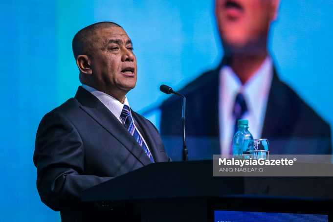 Menteri Besar Perak, Datuk Seri Saarani Mohamad berucap pada Majlis Penutup Persidangan Pemikiran dan Tamadun Islam Sedunia (WCIT) 2026 kali kelapan di Pusat Konvensyen Casuarina@Meru, Ipoh, pada Khamis. Foto ANIQ NABILAFIQ ANUAR, 23 JULAI 2026.