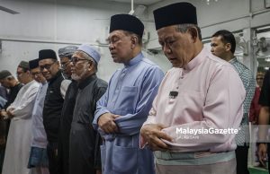 Anwar, Aminuddin Solat Jumaat Bersama Penduduk Kampung Sawah Sunggala